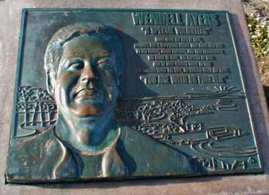 Wendell Ayers plaque